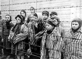 Nazi Ölüm Meleği Dr. Mengele'nin Korkunç Deneylerine Maruz Kalıp Hayatta  Kalan İkizler: Eva ve Miriam Mozes - onedio.com