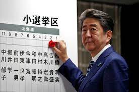 Seçimden zaferle çıkan Shinzo Abe, pasifist Japonya anayasasını değiştirmek  istiyor - Dünya Haberleri